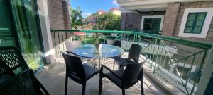 Nasugbu Resort, Beachfront Condo in Canyon Cove A1-207