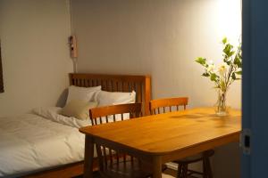 Busan Subway 6min #2 Rooms #2 Queen Beds #Hotel Bedding #OTT #Table#1st Floor