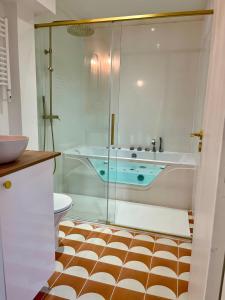 Le Bellegarde - hypercentre et jacuzzi