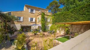 Maisons de vacances Au pied du Luberon : photos des chambres