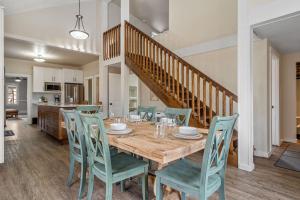 Dinos Last Post - Family Friendly 4 Bedrooms