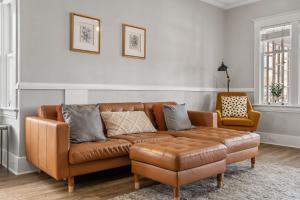 Dinos Last Post - Family Friendly 4 Bedrooms