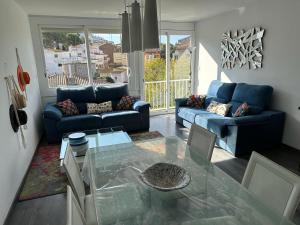 Cuana Precioso apartamento a 2 minutos playa andando, Roses centro - 3hvězdičkové hotely ve městě Roses