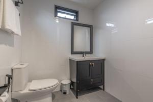 芭提雅市中心5卧现代轻奢别墅pool villa近21航站楼海边