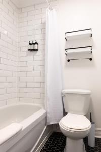 #9 - Classic Studio - Self Check in - Plateau - St-Denis - AC - TV