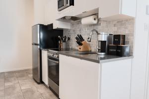 #10 - Serene Studio - Self Check in - Plateau - St-Denis - AC - TV
