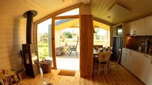 408-Kleinis Tiny House mit Kamin bis 4 Pers - Bleckede