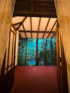 Rivers Edge Resort Sinharaja