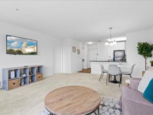 Tysons Galleria Retreat