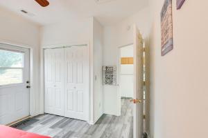 Apt with Lake Views - Day Trip to Virginia Tech!