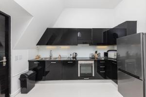 The Colosseum, Stylish Apartment