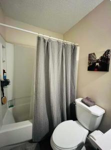 Cheerful Private Room With Pool