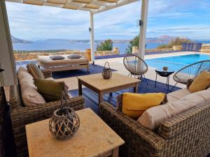 Margaritas Retreat Villa