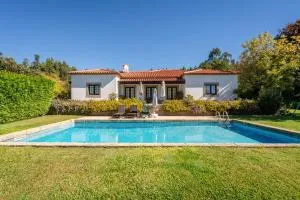 Host Wise - Countryside Escape with Pool and Tennis Court - Ázere