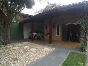 Casa no Itaguá Ubatuba proximo a orla