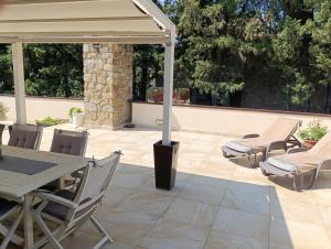 Appartamento con piscina in Villa