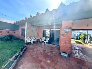 Casa completa em Xangri-Lá 3 quartos Perto de tudo! - شانغريلا