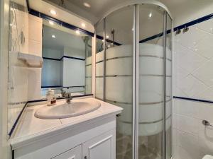 Maisons de vacances Magnifiques appartements vue mer panoramique : photos des chambres