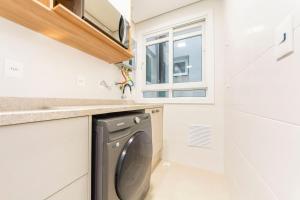 Apto Charmoso com Piscina no Campeche AR9821