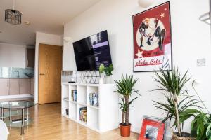 Modern 2 Bedroom Apartment near Tower Bridge Free Parking