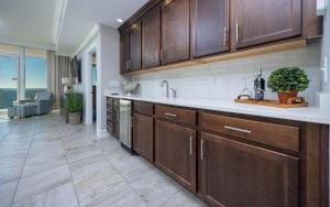 Phoenix Gulf Towers 804 condo