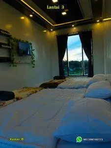 Sunflower Homestay Dieng - 北加浪岸