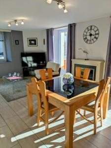 Appartements Appartement 6 pers, centre-ville- T3, 90m2 : photos des chambres