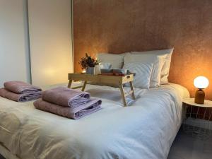 Appartements LeRelaisdOdile - Studio Cosy - Proche Metro - Parking Gratuit - Mons-en-Baroeul : photos des chambres