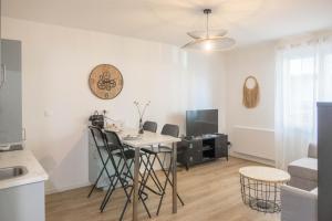Appartements Orleans - Appartement T2 avec parking prive - Douce Harmonie : photos des chambres