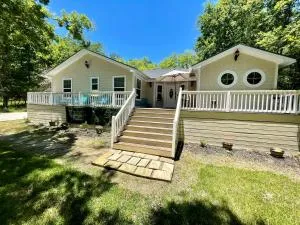 delightful 4-bedroom house in Coldspring Texas - Staley