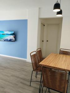 La Rambla - Cerca del mar con balcón