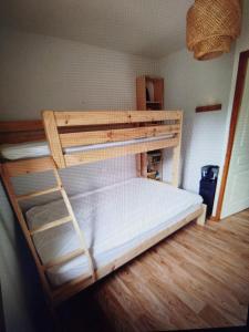 Appartement 2 chambres au pied des pistes et de lécole ESF