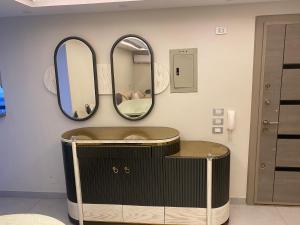 luxury apartment 3 rooms 2 bath