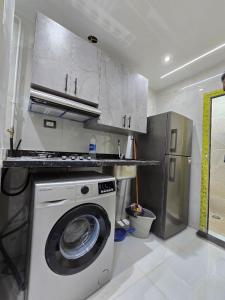 استديو ثان للايجار فاخر الحي التاني اكتوبر