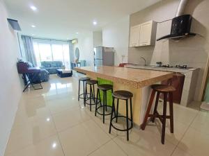 VI Homelite Resort