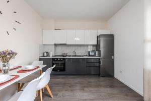 New Boulevard Condo 10 walk from Tirana Center