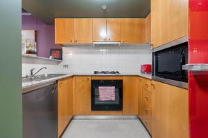 Artsy Boho Den in Iconic Fingerwharf Woolloomoolo