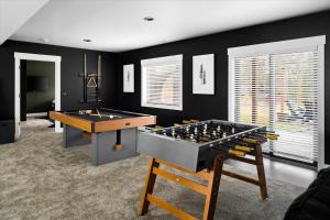 Luxe Lakeside New Build by Flathead Lake Speakeasy