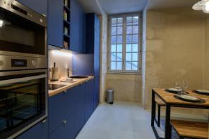 Appartements Appartement Vivier - les suites du palais, parking prive, vue cathedrale,2 chambres, by PRIMO C0NCIERGERIE : photos des chambres
