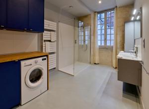 Appartement Vivier - Les Suites du Palais, parking privé, vue cathédrale,2 chambres, by PRIMO C0NCIERGERIE