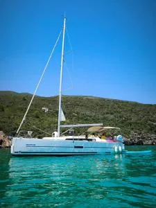 TROIA - Veleiro em marina - Troia