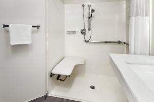 King Room - Disability Access room in Candlewood Suites Harrisonburg an IHG Hotel