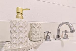 Cairns Retro Studio Charm in Edge Hill