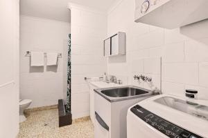 Cairns Retro Studio Charm in Edge Hill