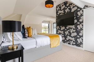 The Old Coach House - Hot Tub - Dorset