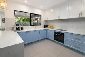 Kewarra Beach 4BR Family Entertainer with Pool - Kuranda