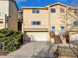 The Pikes - 马尼温泉