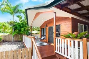 The Cottage - Mountain Views 1BR - 5 min to Beach - Kuranda