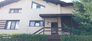 Studio villaweb ro 5min to airport&center price for long term Please readdetails