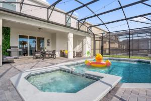 Upstay 10BR Family Retreat w Pool Hot Tub & Games